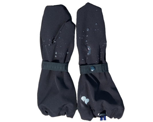 Soft shell Waterproof Rain mittens are the perfect solution for keeping hands dry in any weather and are eco-friendly. It feels great to make eco-friendly choices!
